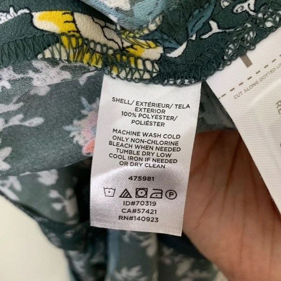 Loft • Green Floral Flounce Mini Skirt - Picture 7 of 7